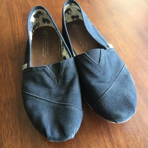 Toms sz 8.5